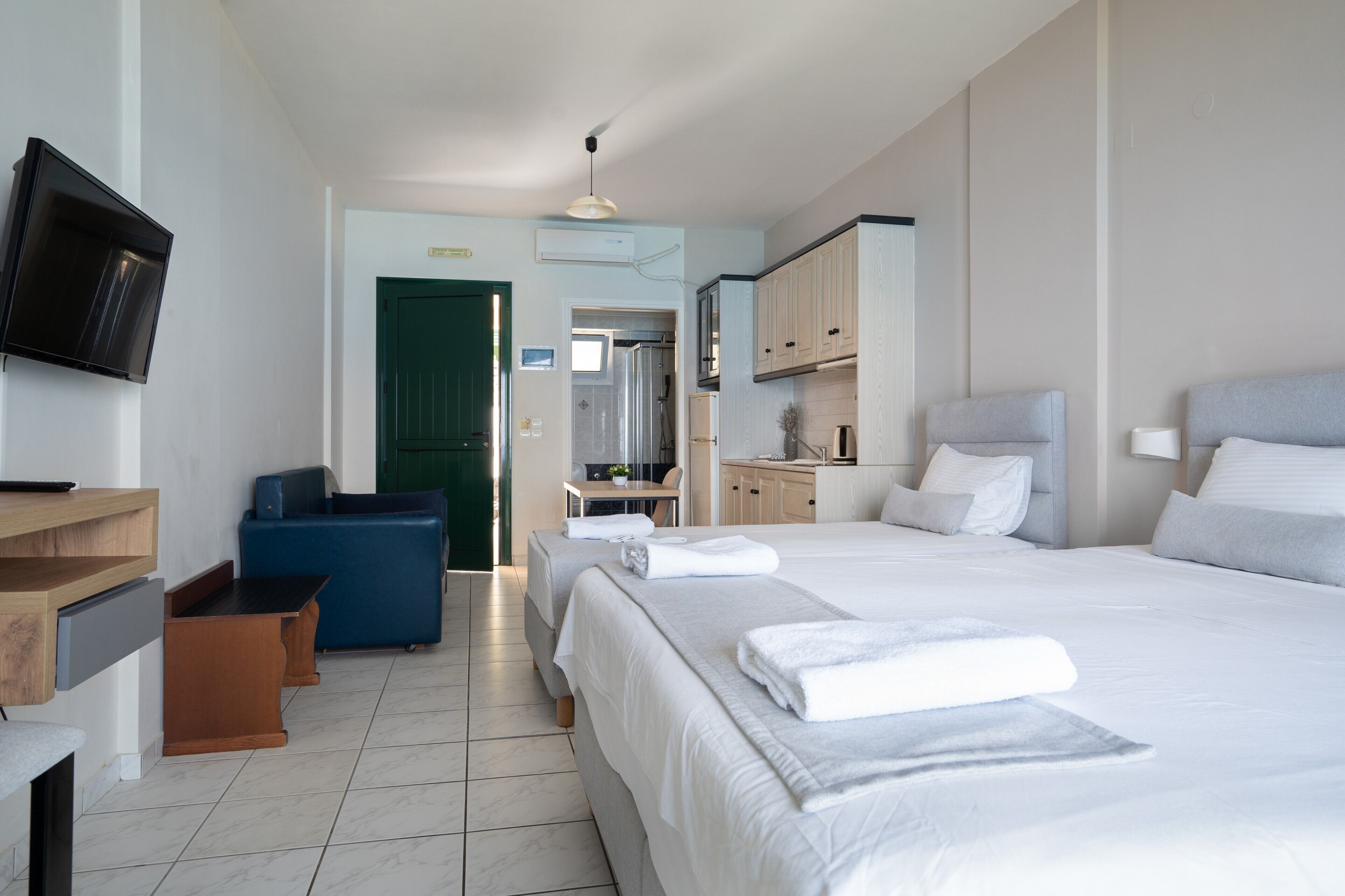 1 bedroom, free WiFi, bed sheets