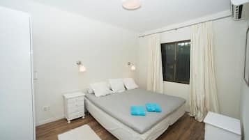 5 bedrooms, free WiFi, bed sheets