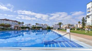 Inomhuspool och uppvärmd pool