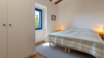 2 habitaciones, wifi gratis y ropa de cama