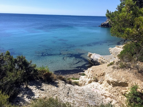 Appartement 'Turó De Tjelle' avec vue sur la mer, Wi-Fi et climatisation