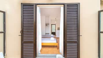 1 bedroom, free WiFi, bed sheets