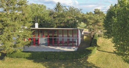 Villa "Maison Le Corbusier" avec vue sur les montagnes, terrasse privée et Wi-Fi