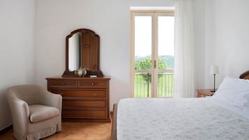 2 camere, ferro/asse da stiro, Wi-Fi gratuito, lenzuola