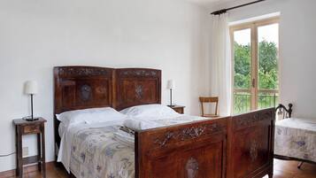 2 quartos, ferros/tábuas de passar roupa, Wi-Fi de cortesia