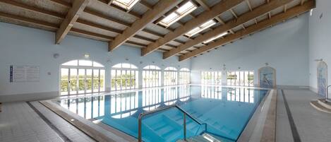 Piscine couverte, piscine chauffée