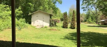 Cozy Waterfront Cabin on New River/Claytor Lake