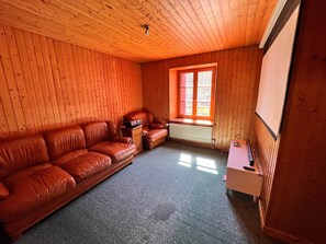 TV, fireplace, DVD player, table football