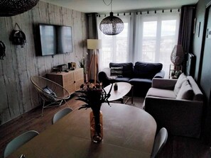 Fernseher, Stereoanlage