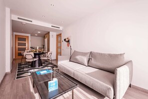 TV - Sweett | Fira 204 - Two Bedroom Apartment, Sleeps 5 (Barcelona)