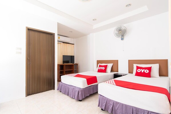 Room - OYO 325 Naiyang Cottage (Sa Khu)