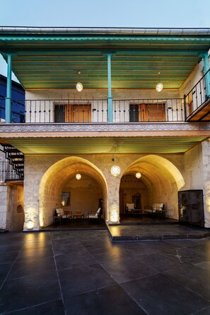 Egyptinpuuvillaiset lakanat, ylelliset vuodevaatteet, minibaari