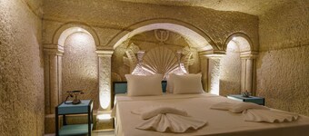 The Niche Cave Hotel
