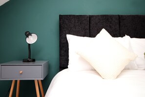 Apartment | 2 bedrooms, free WiFi, bed sheets - Skyline Immaculate 2-bed Apartment in Swansea (Swansea)