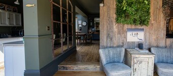 Beautiful and spacious Edwardian home by the seaside