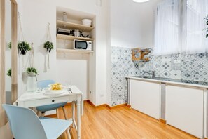 Fridge - BDC - Opera studio best location in Rome! (Roma)