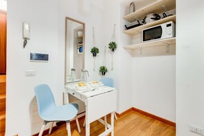 Dining - BDC - Opera studio best location in Rome! (Roma)