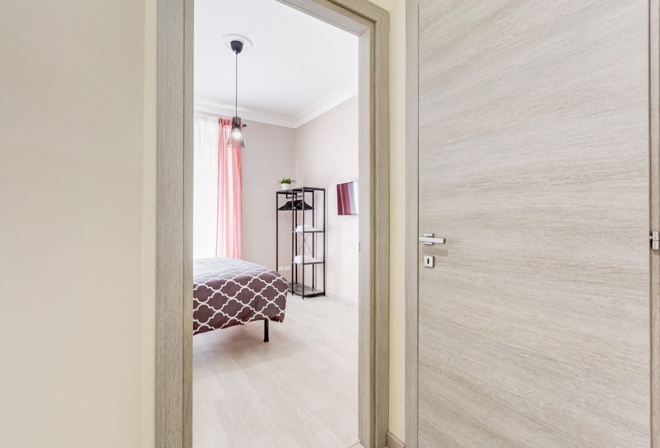 3 bedrooms, desk, iron/ironing board, WiFi