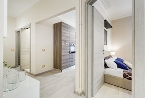 3 chambres, fer et planche à repasser, Wi-Fi, draps fournis