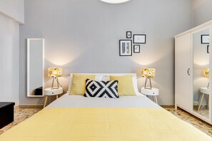 4 chambres, fer et planche à repasser, Wi-Fi, draps fournis