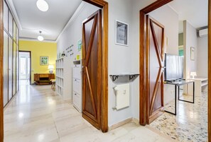 Interior - BDC - Termini King Apartment (Roma)