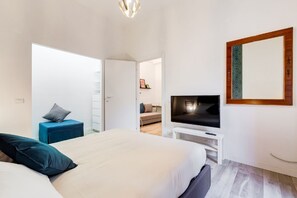 1 bedroom, iron/ironing board, travel cot, bed sheets