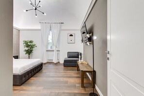 2 bedrooms, iron/ironing board, travel cot - BDC - The Boss: Stunning 2-Bdr Apartment @Termini (Roma)