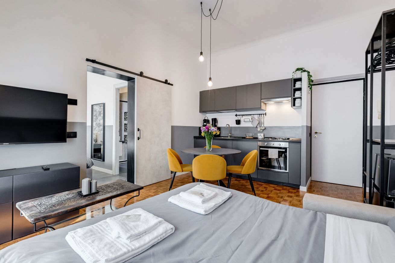 Fer et planche à repasser, lit parapluie, Wi-Fi, draps fournis