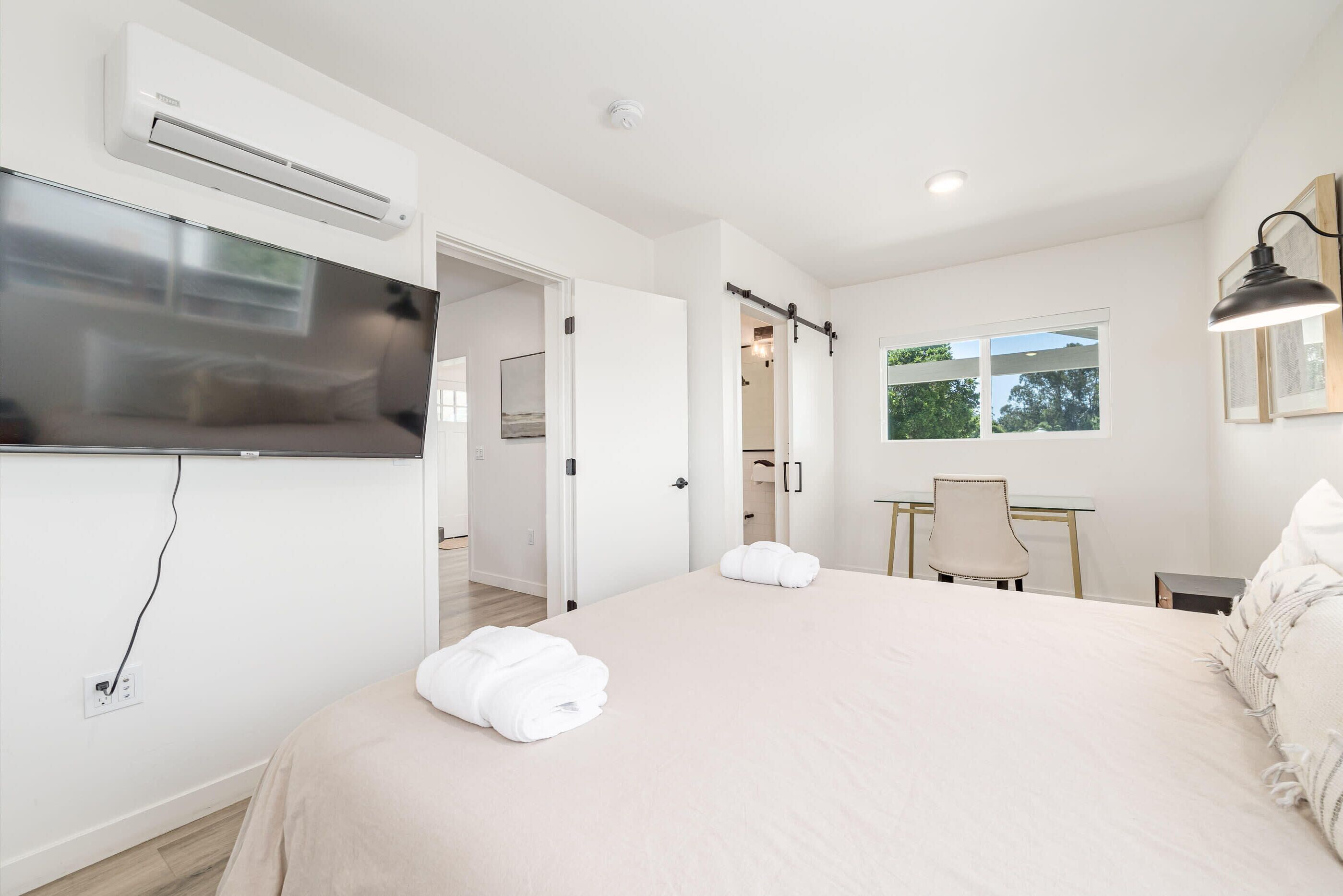 3 chambres, bureau, lit parapluie, Wi-Fi