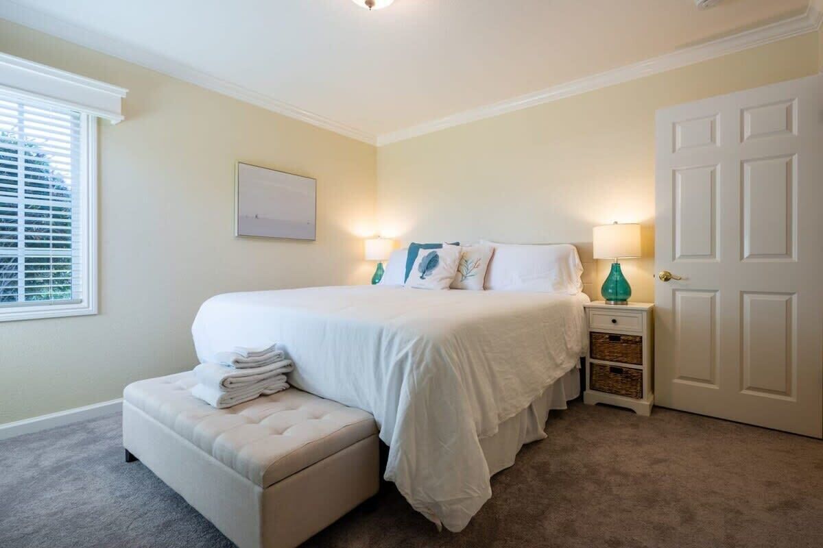 3 habitaciones, tabla de planchar con plancha, cuna de viaje y wifi 