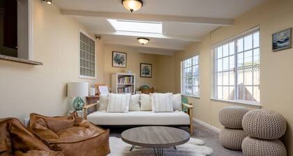 Pleasure Point Getaway with hot tub, dog friendly!