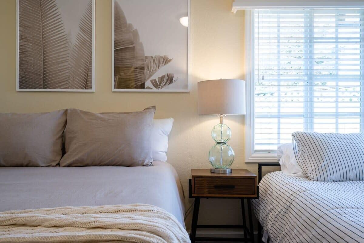 3 soverom, strykejern/-brett, reiseseng for barn og wi-fi