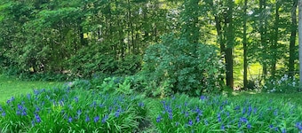 Kilburn Manor 1820 Historical house