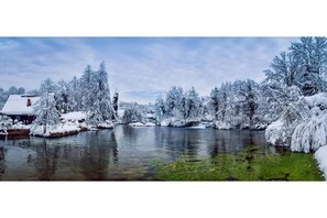 Surrounded by serene winter landscapes, this peaceful retreat offers a tranquil escape.