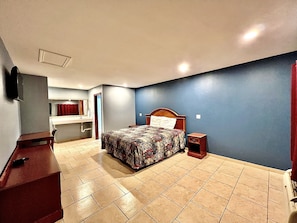 Standaard kamer, 1 kingsize bed, niet-roken | Gratis wifi, beddengoed