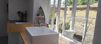 Sages - Regency country villa in heart of Dolton (house and garden flat)