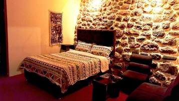 Deluxe Room | Free WiFi, bed sheets