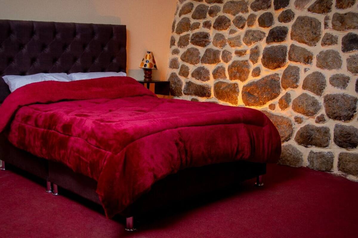 Habitación Confort | Wifi gratis y ropa de cama