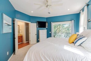 3 bedrooms, iron/ironing board