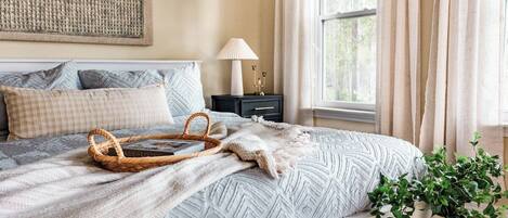 21 makuuhuonetta, silitysrauta/-lauta