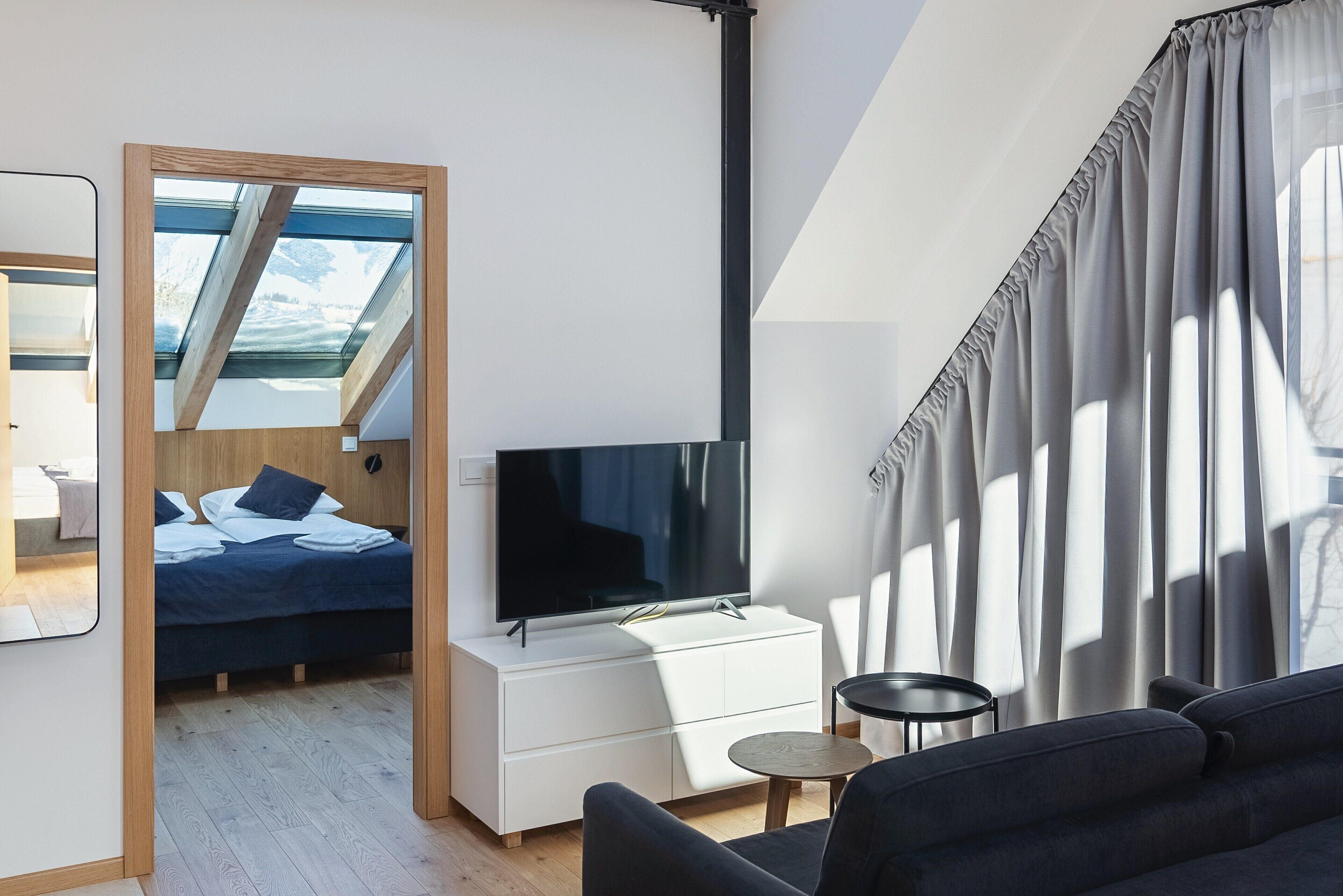 Căn hộ, 2 phòng ngủ, quang cảnh núi, cao tầng | Bàn ủi/dụng cụ ủi quần áo, truy cập Internet không dây miễn phí 