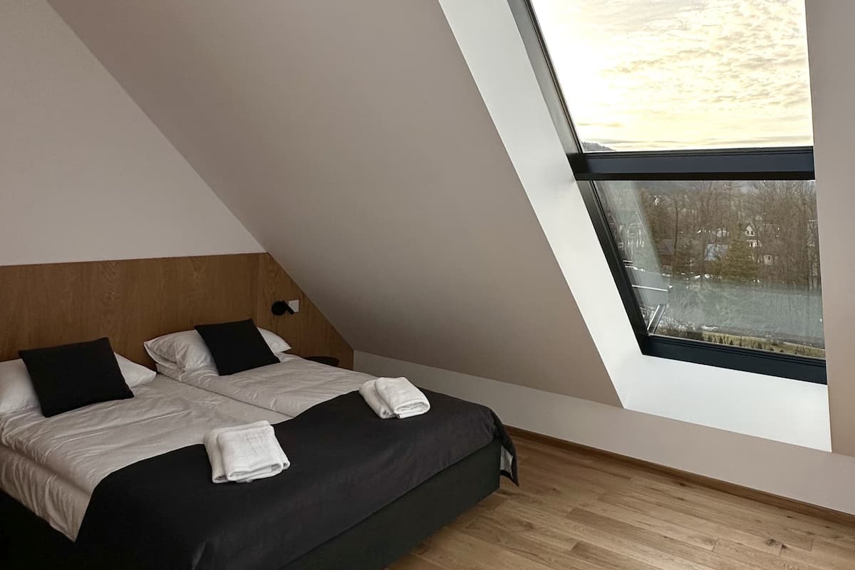 2 habitaciones, tabla de planchar con plancha y wifi gratis