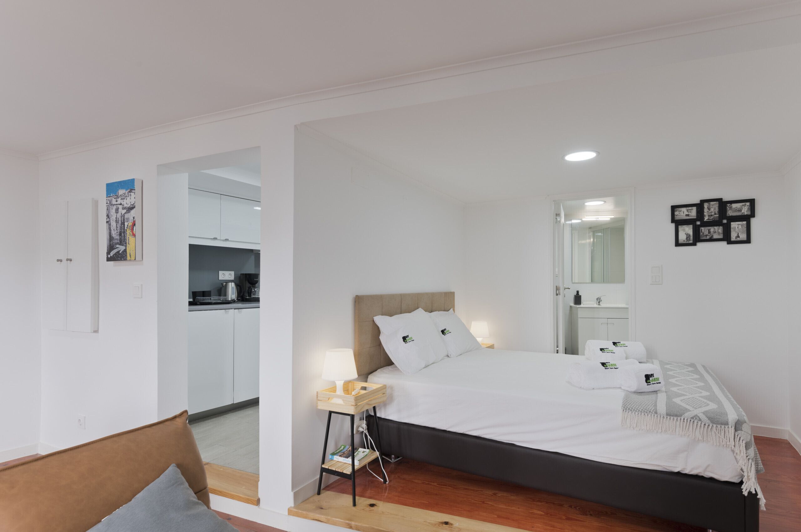 Iron/ironing board, free WiFi, bed sheets