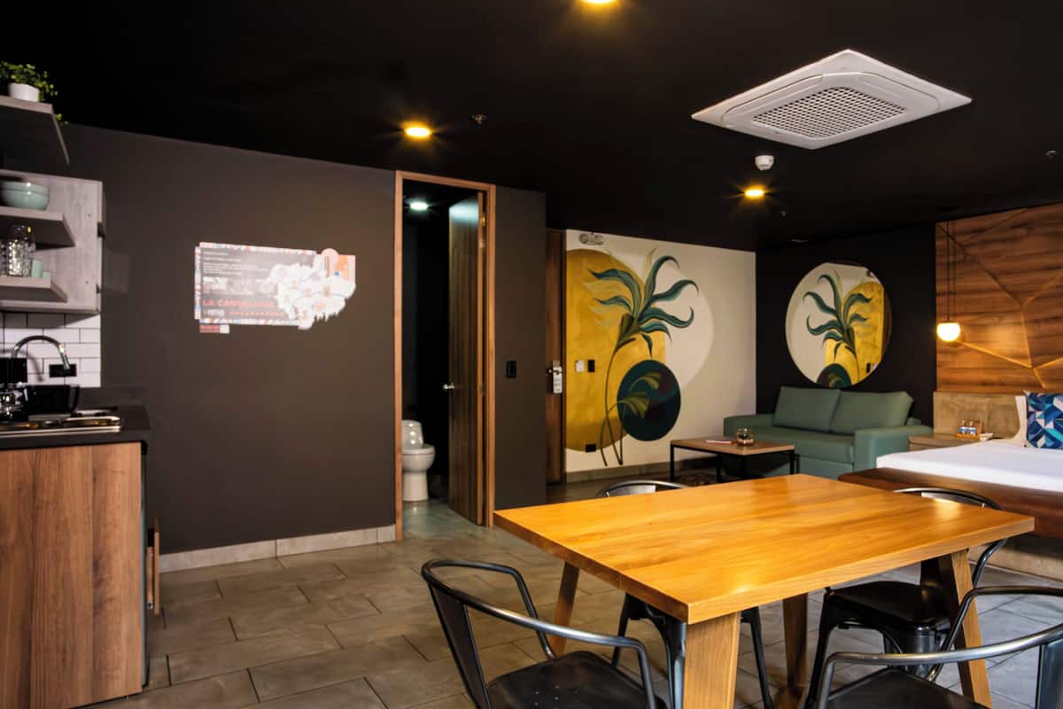 Estudi | Caixa forta a l'habitació, wifi gratuïta i decoració individual 