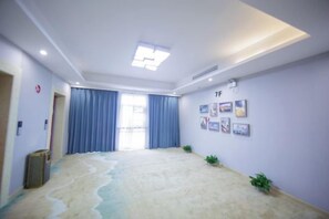 Unclassified image, 5 of 26, button - Jinghe Holiday Hotel (Wuhan)