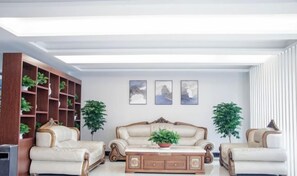 Interior - Jinghe Holiday Hotel (Wuhan)