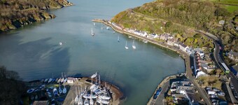 Llais Afon - 3 Bedroom Holiday Home - Fishguard