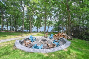 House (5 Bedrooms) | Property amenity - Lucky Penny by Taylor Made Deep Creek (McHenry)