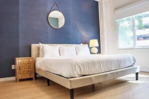 1 slaapkamer, een strijkplank/strijkijzer, reisbedje, gratis wifi