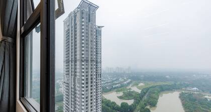 Ecopark 3-Bedroom Luxury Apt with Panoramic view